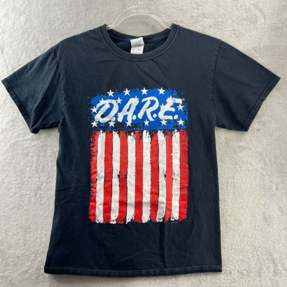 DARE Y2K Shirt Womens Small American Flag USA Graphic Tee - Picture 1 of 9